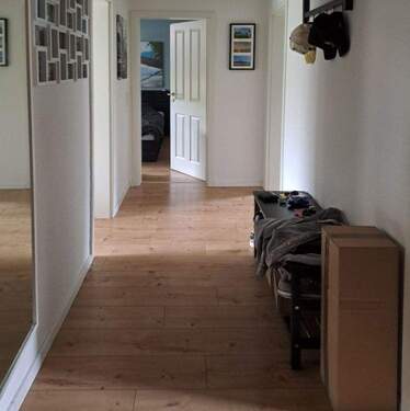 Flur - Etagenwohnung mit 47,70 m&sup2; in Dresden zum Kaufen