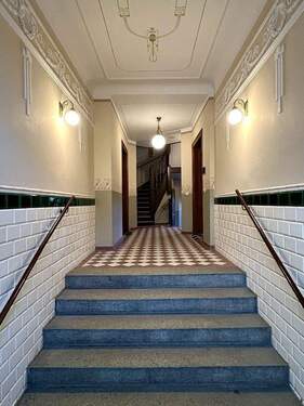 Treppenhaus Eingang - 