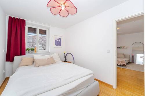 Schlafzimmer - 2 Zimmer Etagenwohnung in München
