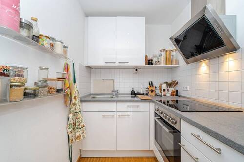 Küche - Etagenwohnung mit 48,00 m&sup2; in München zum Kaufen
