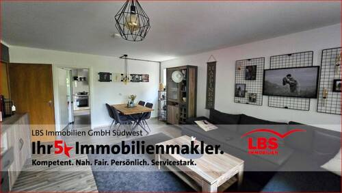 UG Wohnzimmer - 1 Zimmer Mehrfamilienhaus, Wohnhaus in Straubenhardt