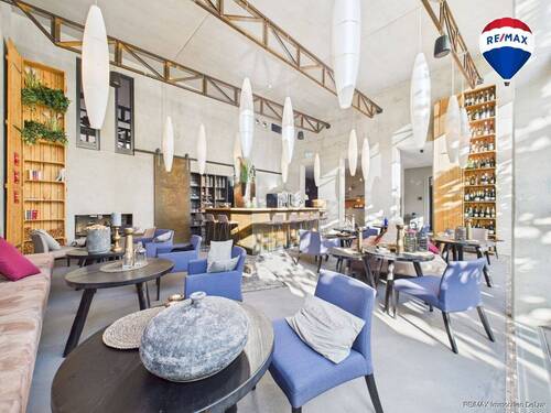 REMAX Immobilien DeLux Hotel Lounge Wallerfangen Mark Borowicz - Hotel, Pension, Gasthof in Wallerfangen