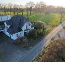 IMMOBILIEN GUMNIOR präsentiert: modernes, freistehendes Einfamilienhaus in Ochtrup