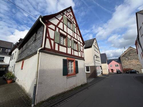 Außenansicht Haus-Nr. 25 - 