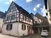 Fachwerkhaus mit Hof und Balkon Haus-Nr. 25 - 