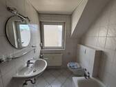 Badezimmer DG Haus-Nr. 27 - 