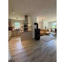 Hochwertige 4-Zimmer-EG-Wohnung teilmöbliert mit Kamin und Terrasse in Klausdorf am Mellensee
