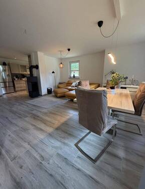Wohn-/Essbereich - Etagenwohnung mit 110,00 m&sup2; in klausdorf zur Miete