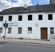 Investmentchance: Sanierungsbedürftiges Denkmalschutzobjekt in Auerbach zu verkaufen - Auerbach in der Oberpfalz