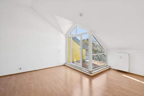 Weitere Ansicht Wohnbereich - 2 Zimmer Etagenwohnung zum Kaufen in Berlin-Spandau