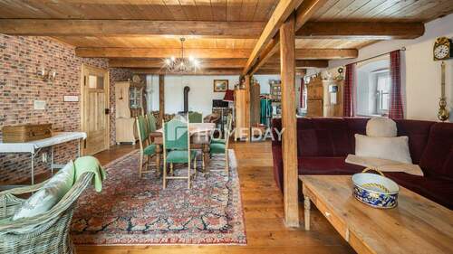 1. OG Wohnzimmer 2 2 - 