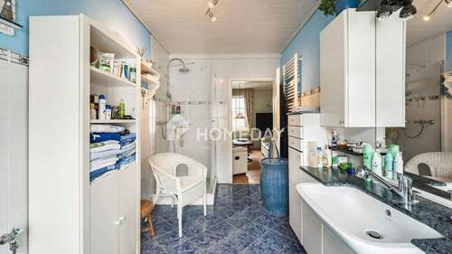 1. OG Badezimmer 2 - 