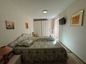 10. Schlafzimmer F.1.jpg - 