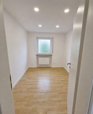 Bild 2 - 3 Zimmer Etagenwohnung zur Miete in Nürnberg