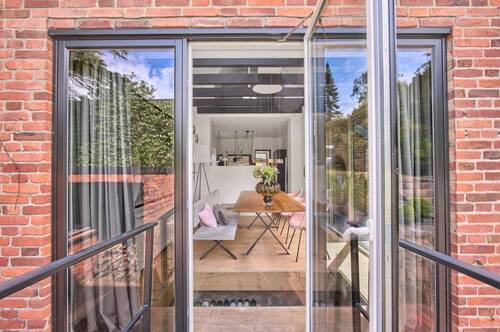 Blick in das Esszimmer - 