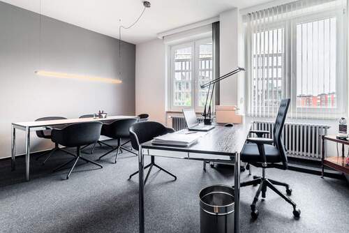 Büroraum 1 - Büroflächen mit Michel Blick - All-in-Miete