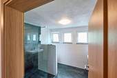 Erdgeschoss, Badezimmer - 
