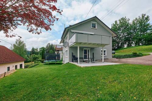 Objektansicht - 9 Zimmer Mehrfamilienhaus, Wohnhaus zum Kaufen in Freudenstadt
