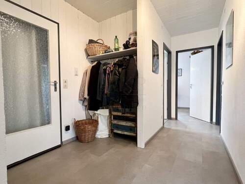 FLUR ERDGESCHOSS - 6 Zimmer Einfamilienhaus zum Kaufen in Hofheim