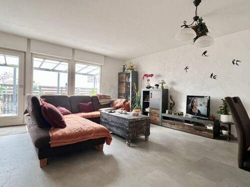 WOHNEN IM ERDGESCHOSS - 