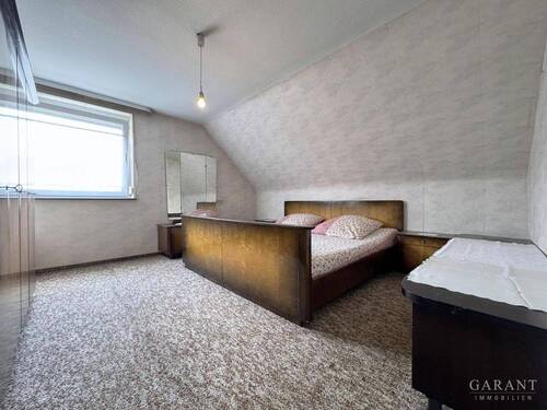 Zimmer 2 (OG) - 