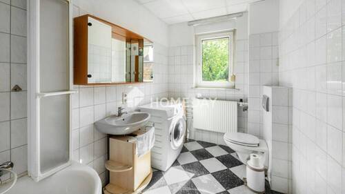 EG Badezimmer 1 - 