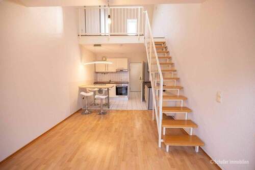 Wohnbereich mit Küche - 1 Zimmer Etagenwohnung zur Miete in Nürnberg