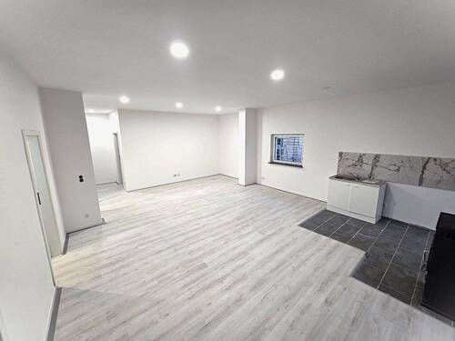 Bild 2 - 4 Zimmer Bungalow zum Kaufen in Berlin