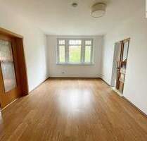 2-Raum-Wohnung auf dem Zeller Berg mit Fußbodenheizung & Einbauküche - Aue