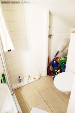 mit WC - 