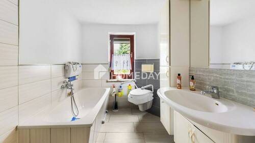 EG Badezimmer 1 - 