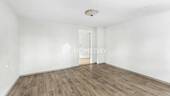 1. OG Schlafzimmer 2 - 