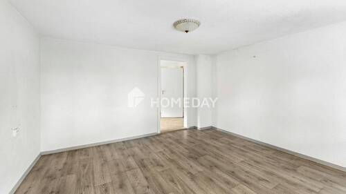1. OG Schlafzimmer 2 - 