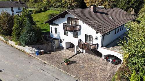 Ansicht - 6 Zimmer Einfamilienhaus zum Kaufen in Deggendorf