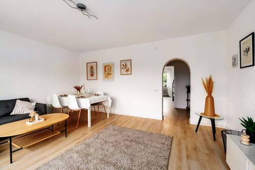 Wohnzimmer - 3 Zimmer Etagenwohnung zum Kaufen in Trier-Ruwer