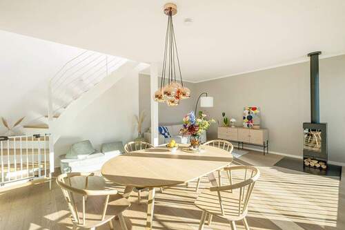 Wohn- und Essbereich - 4 Zimmer Etagenwohnung in Berlin