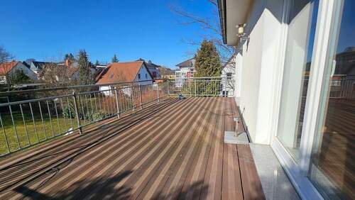 Balkon zur Gartenseite - 