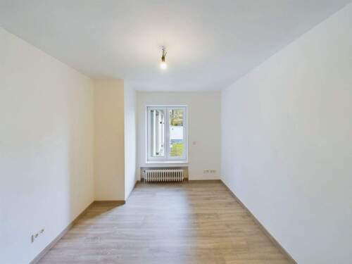 Schlafzimmer (1) EG. - 