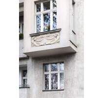 Lichtdurchflutete DG-Wohnung mit Balkon: 2 Zimmer, top Grundriss - mit Option zur Eigennutzung! - Berlin Lichterfelde
