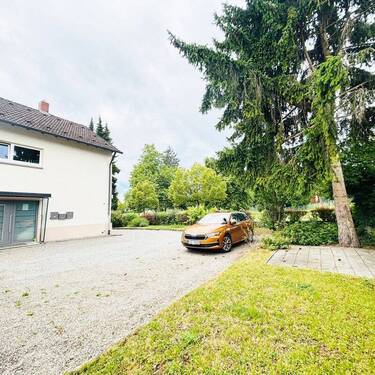 Grundstück - Hof - 