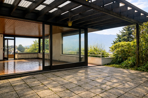 TERRASSE OG - KI GENERIERT - 