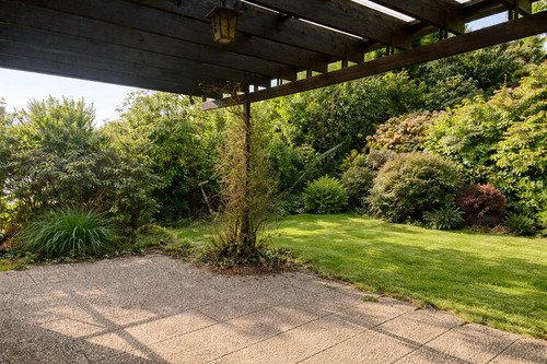 TERRASSE OG - KI GENERIERT - 