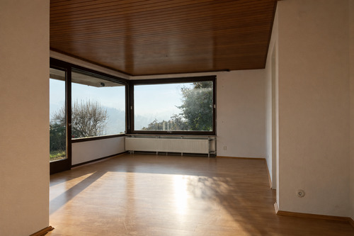 WOHNEN / ESSEN EG - KI GENERIERT - 