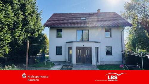 1 Seite fertig verputzt - Wohnhaus im Speckgürtel Dresdens