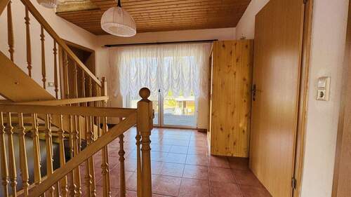 Flur - Obergeschoss - 6 Zimmer Einfamilienhaus in Großharthau-Schmiedefeld