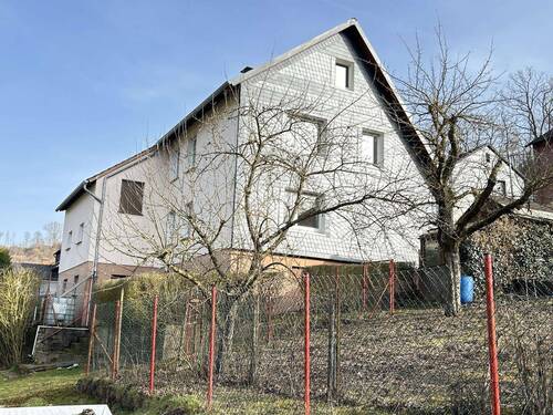 Seitenansicht - 5 Zimmer Einfamilienhaus in Marsberg