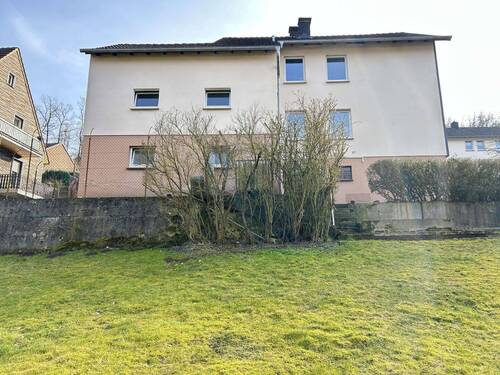 Rückansicht - Einfamilienhaus mit 137,00 m&sup2; in Marsberg zum Kaufen