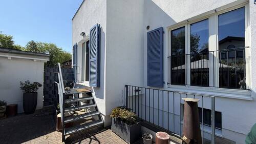 Haus Außenansicht Hinten - 