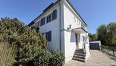 Haus Außenansicht - Familienfreundliches Stadthaus am Niddapark - Energetisch nachhaltig konzipiert