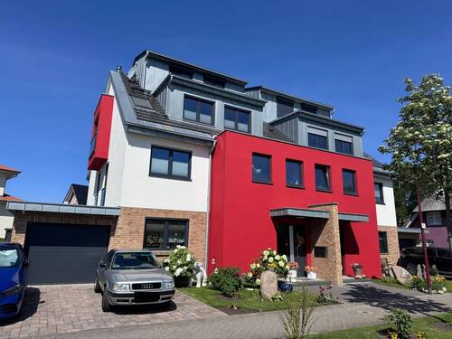 Frontansicht - Stilvolle Wohnung mit Sonnenterasse am Yachthafen Hohe Düne